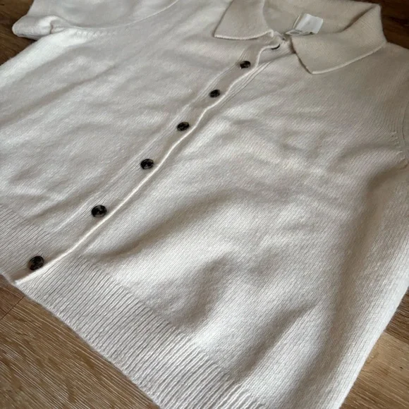 H&M Short Sleeved Cardigan with Collar - Picture 4 of 8